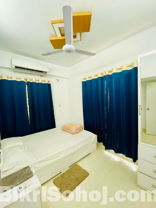Furnished 2 Bedroom Apartment Rent in Bashundhara R/A